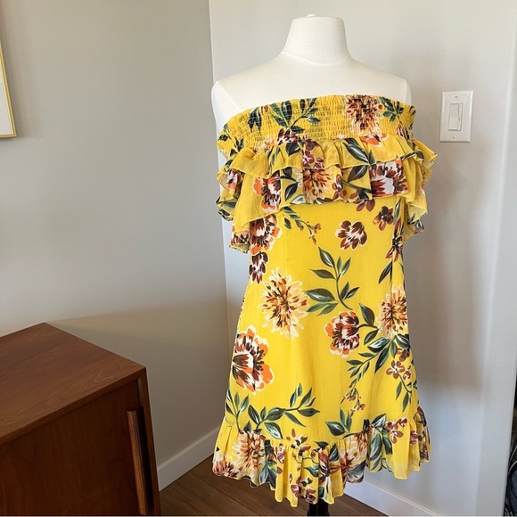 TULAROSA Yellow Floral Strapless Dress - Picture 2 of 9